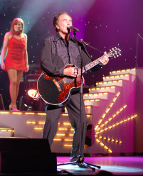 neil diamond tribute artist barrie cunningham legends in concert foxwoods